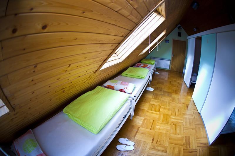 Hostel 萨莫博尔 外观 照片